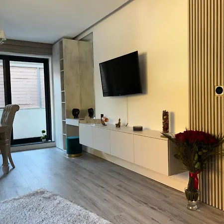 Welcoming Forest Apartment Bucharest